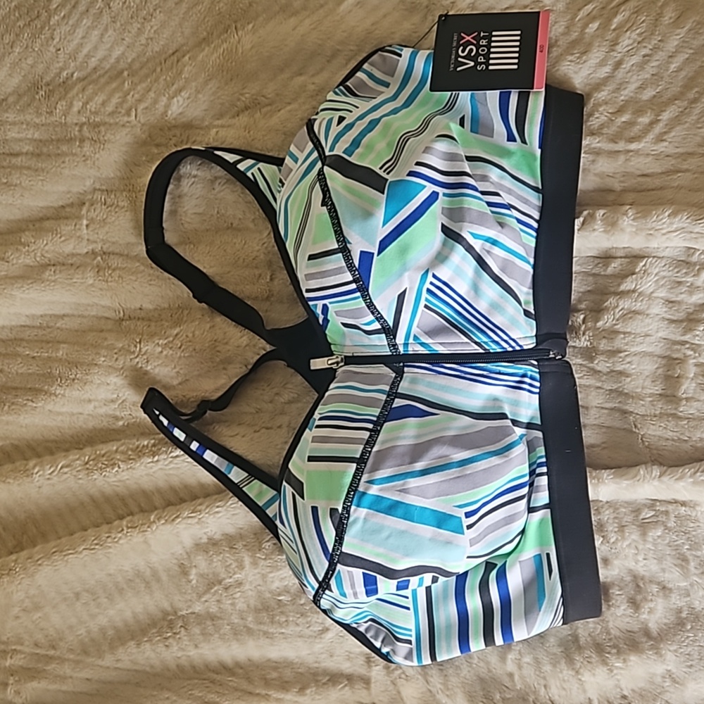 Knock Out Front Close Sport Bra - Victoria Secret - new